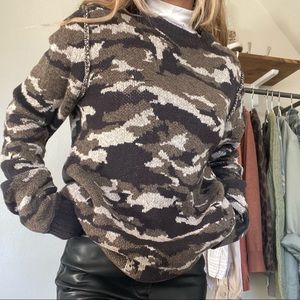 H&M Men’s Camo Sweater